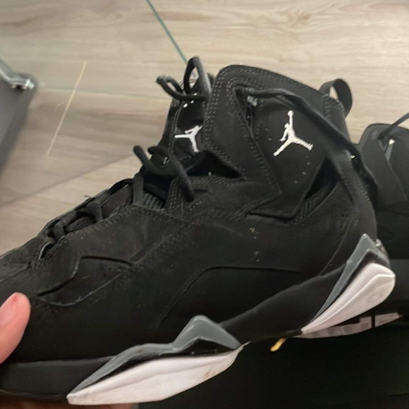 Jordan True Flight Black Cool Grey 9.5 - Picture 1 of 2